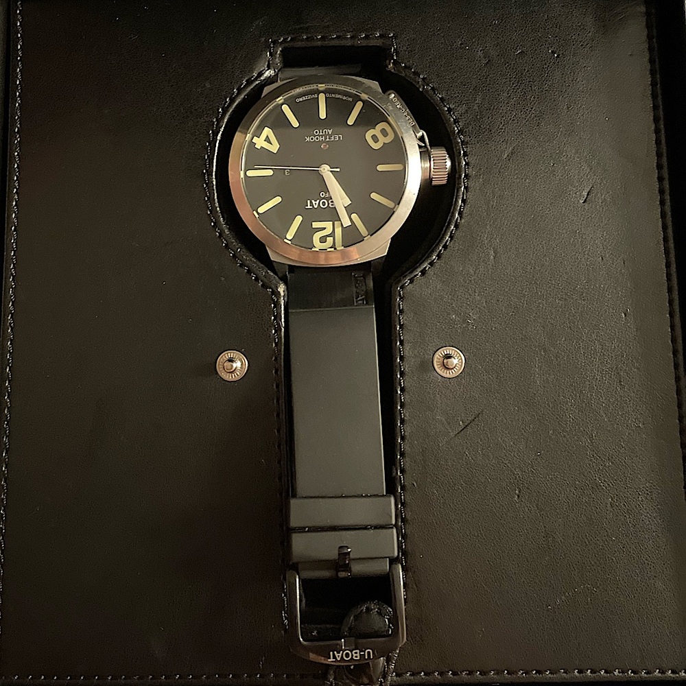 U-Boat left hook Auto